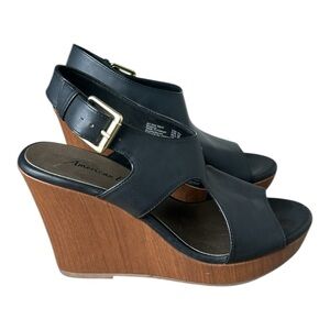 American Eagle Open Toe Faux Wood Wedge Buckle Platform Sandals Black Size 9.5